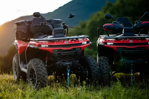 CFMOTO quadovi u večernjem svjetlu